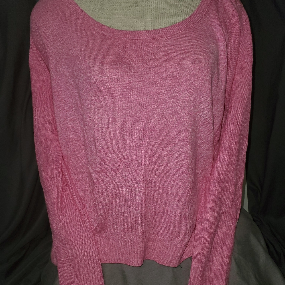 American Eagle soft pink light sweater